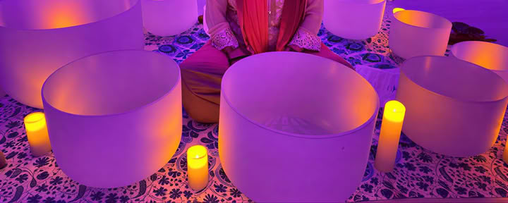 Ceremonia del fuego sagrado y meditación con cuencos tibetanos