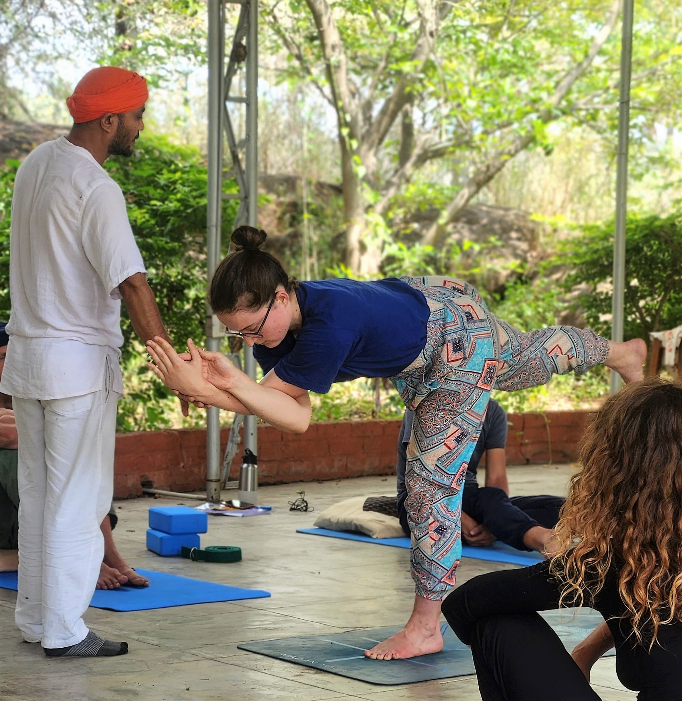 Formación de Profesores de Yoga de 200 Horas