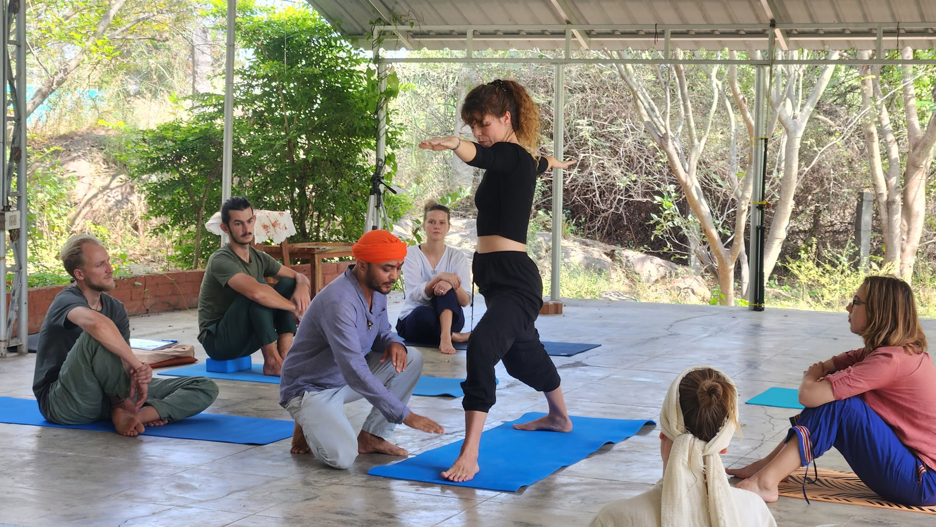 Formación de Profesores de Yoga de 200 Horas