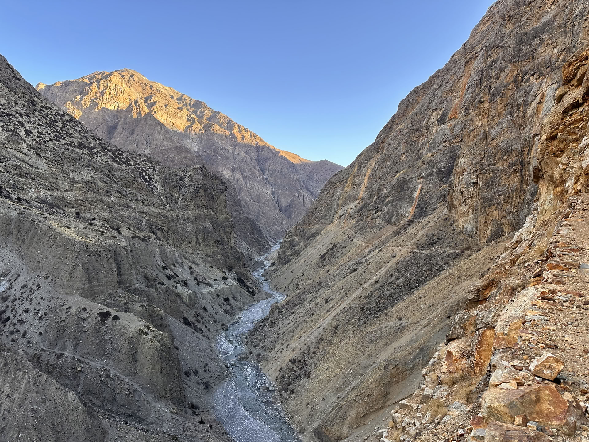 Trekking de yoga por el circuito de Annapurna
