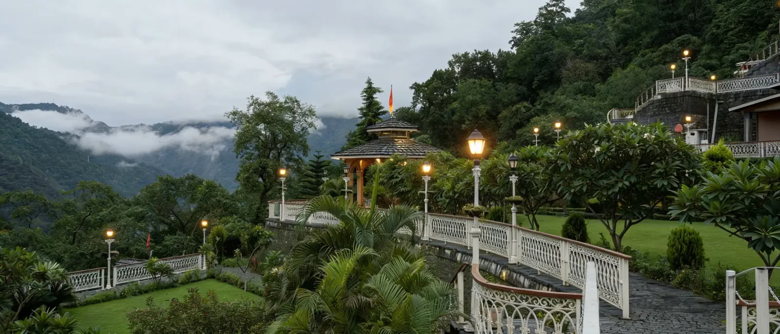 Formación de profesores de yoga de 500 horas en Rishikesh