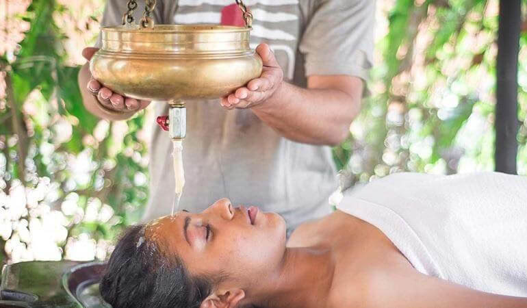 Desintoxicación corporal completa (Panchakarma) en Rishikesh