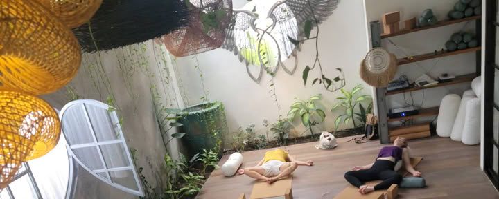 Yin Yoga Sanador