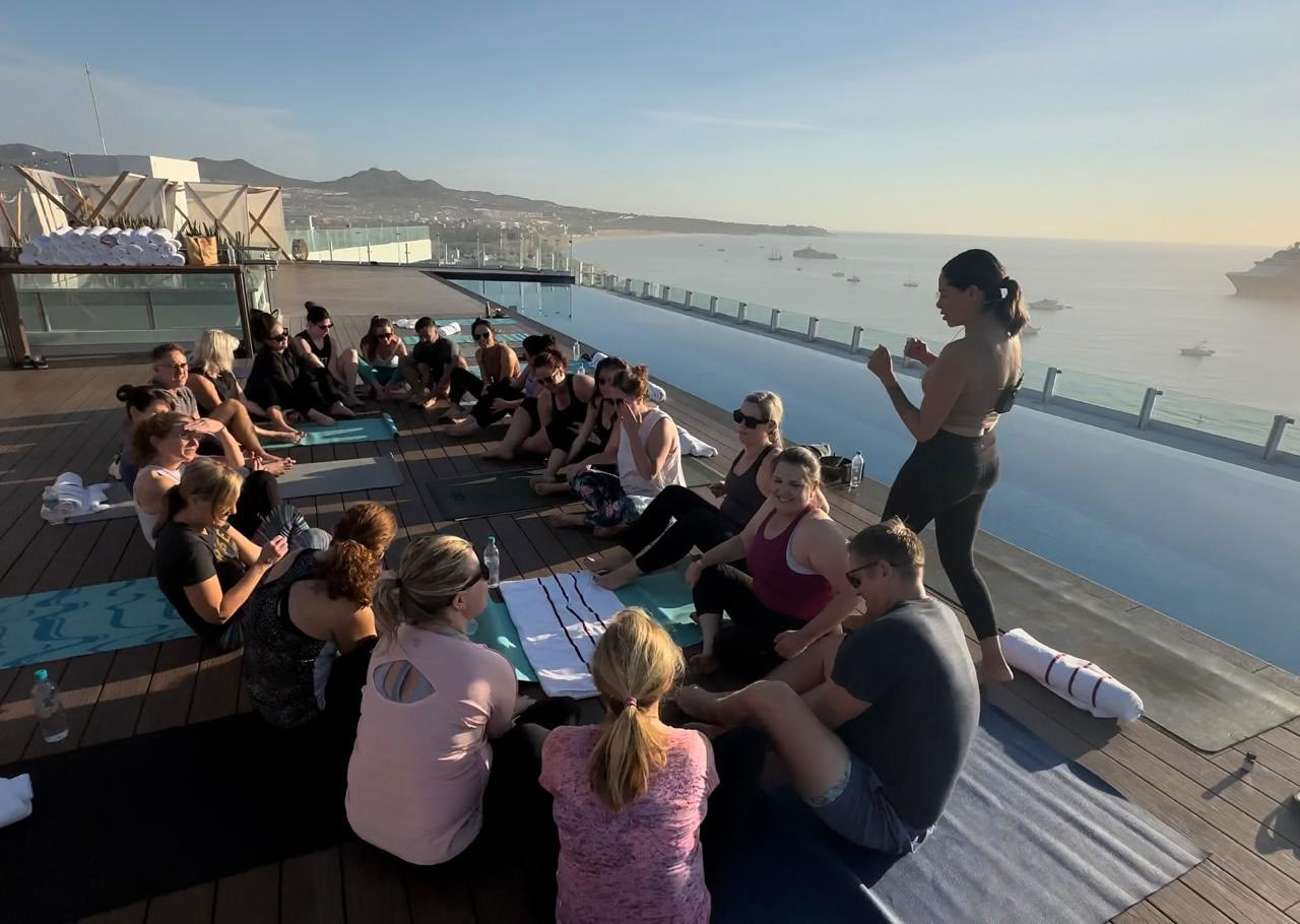 Baja Moon Yoga – Cabo Yoga Shala · Despedida de soltera Corporativo Privado Ocio