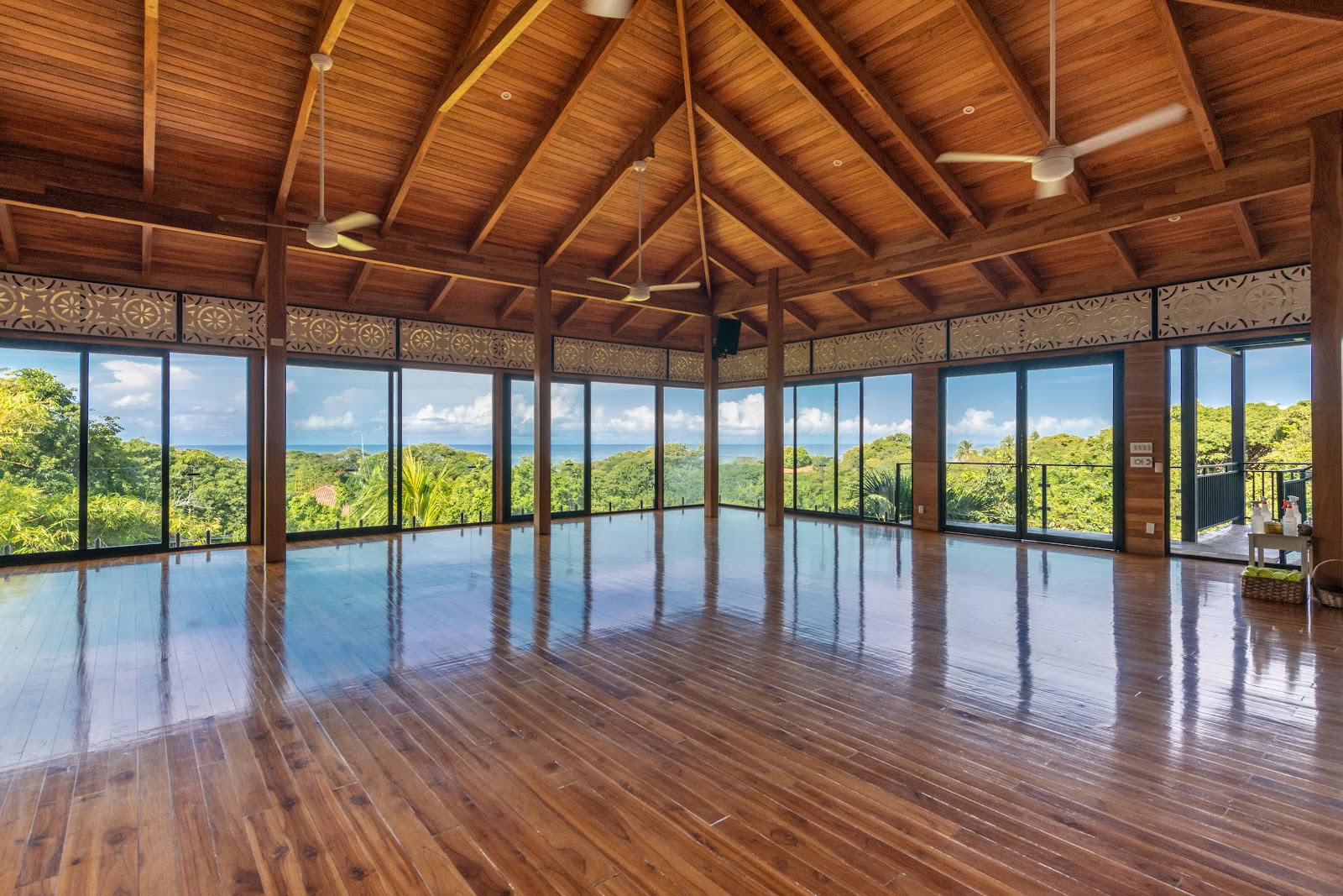 Bodhi Tree Yoga Resort