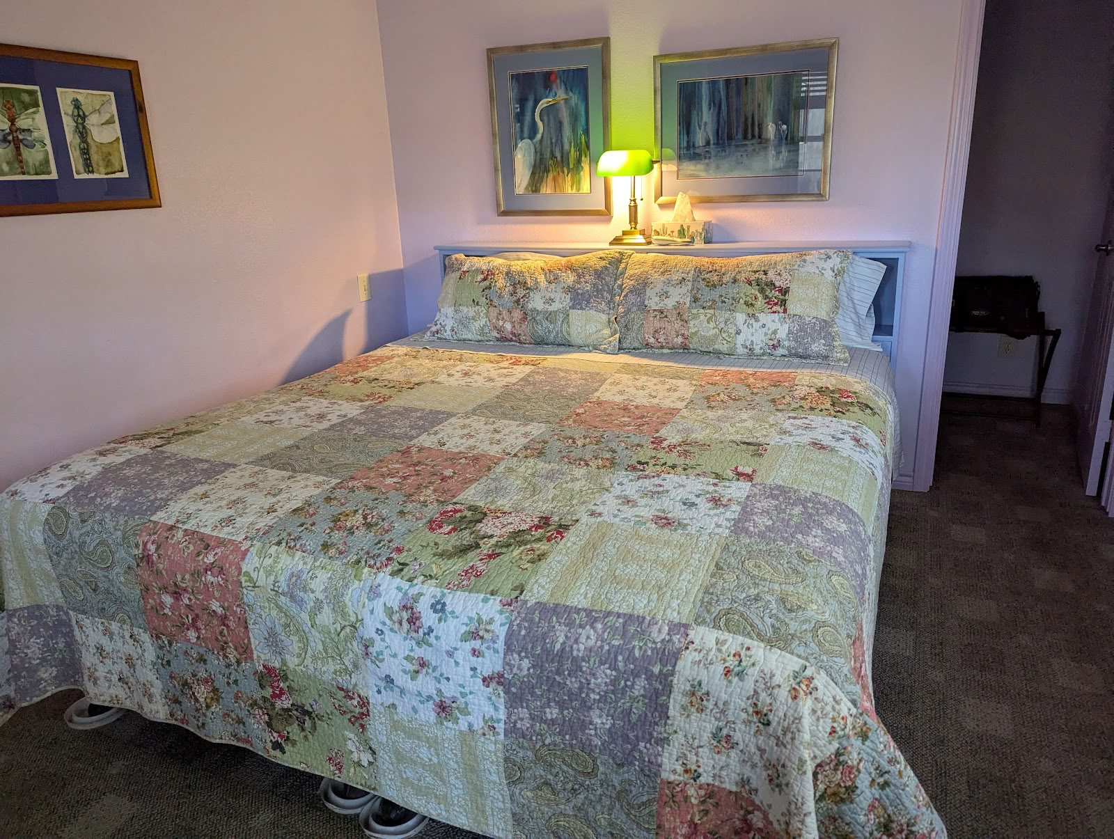 Rainbow Hearth Sanctuary & Retiro