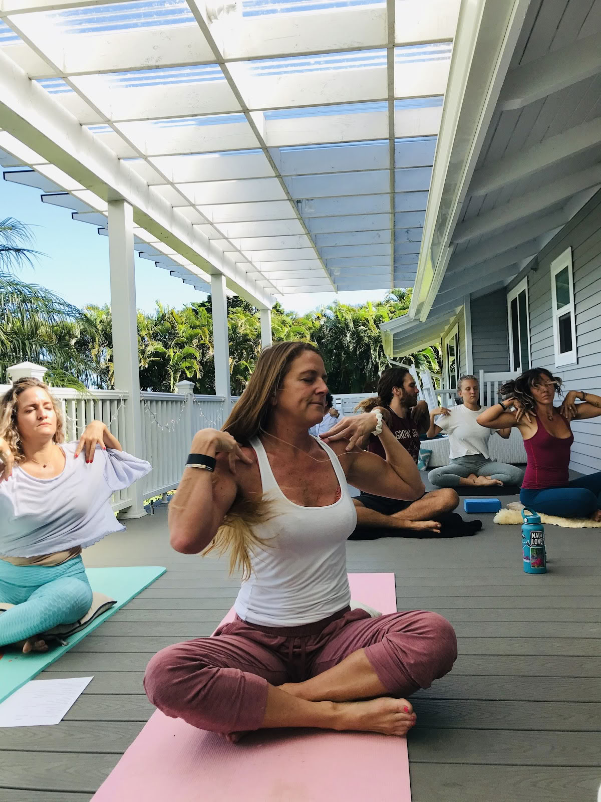 Terapia y yoga en Maui