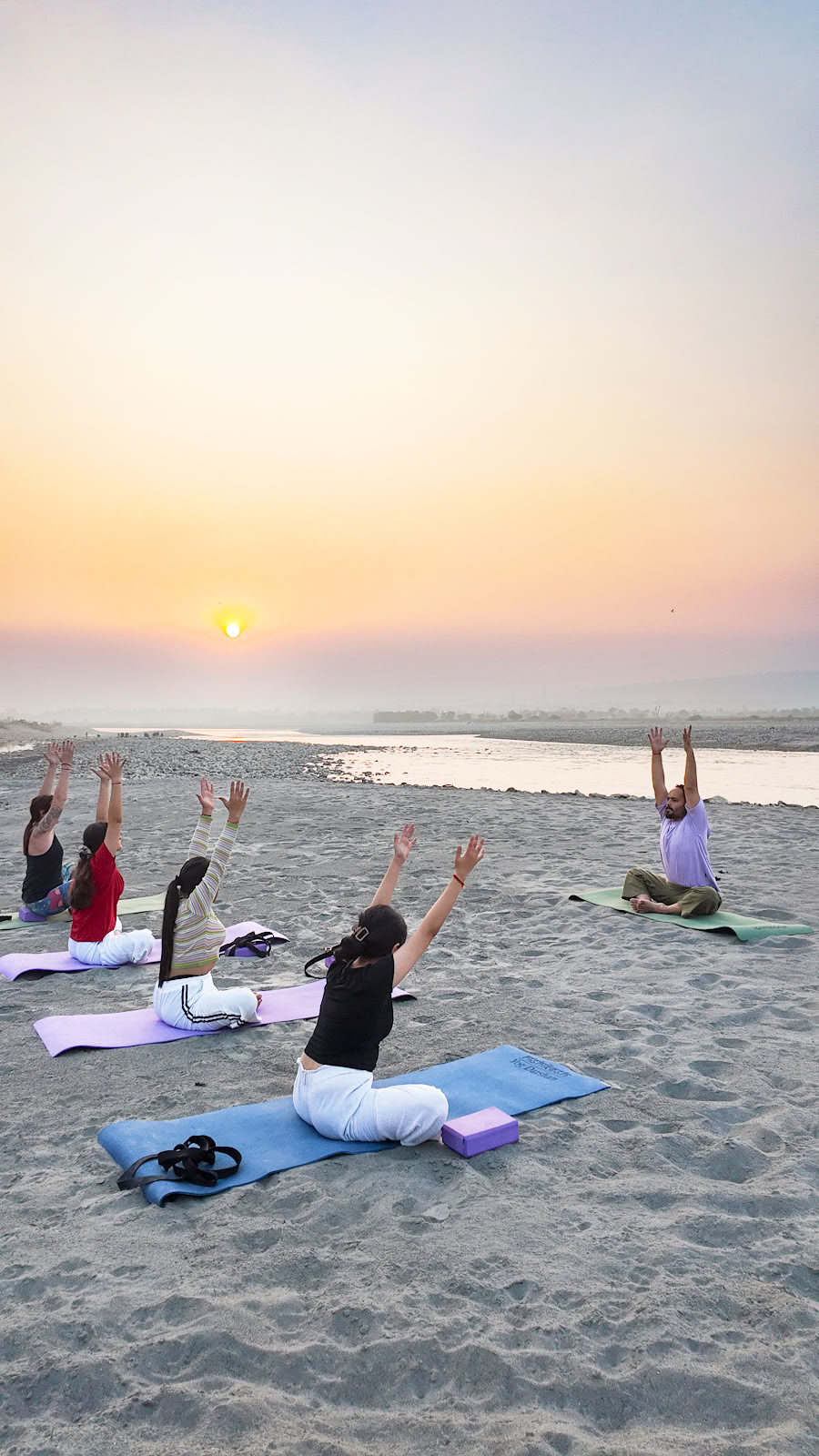 Rishikesh Yog Darshan - Cursos de formación de profesores de yoga en Rishikesh. Retiro de yoga y ayurveda