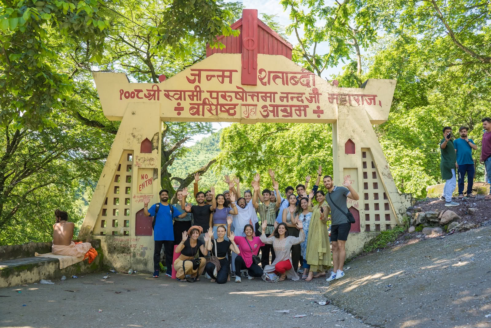 Samadhi Yoga Ashram - La mejor escuela de yoga en Rishikesh, India