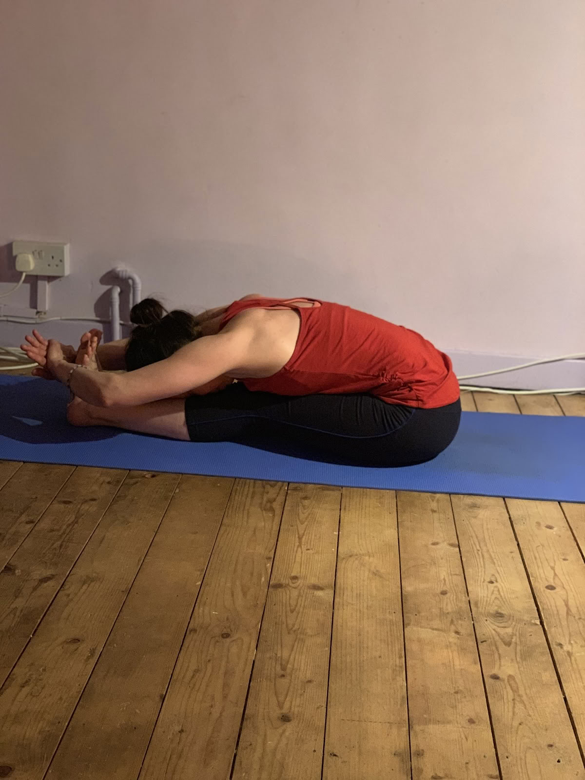Terapias y Yoga de Eve Khambatta