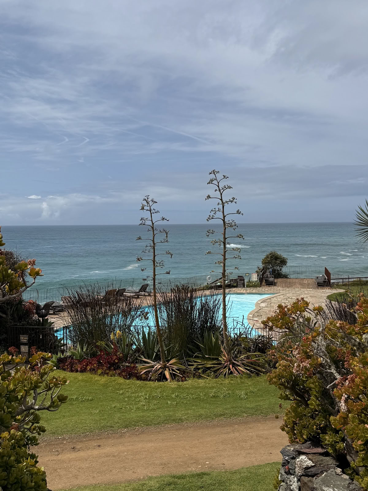 Los Baños, Esalen