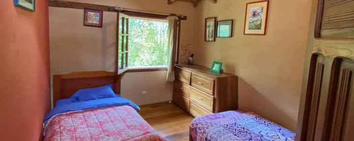 Habitación compartida en la casa principal