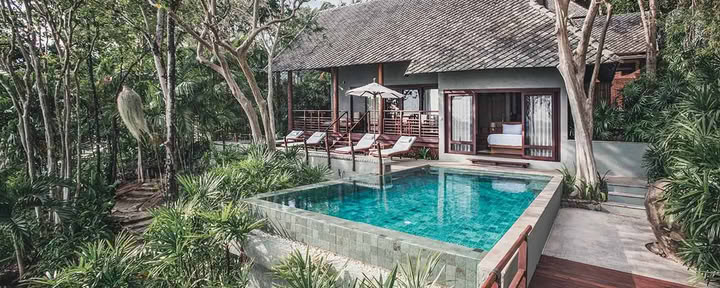 Villa con piscina frente a la playa (1 o 2 dormitorios)